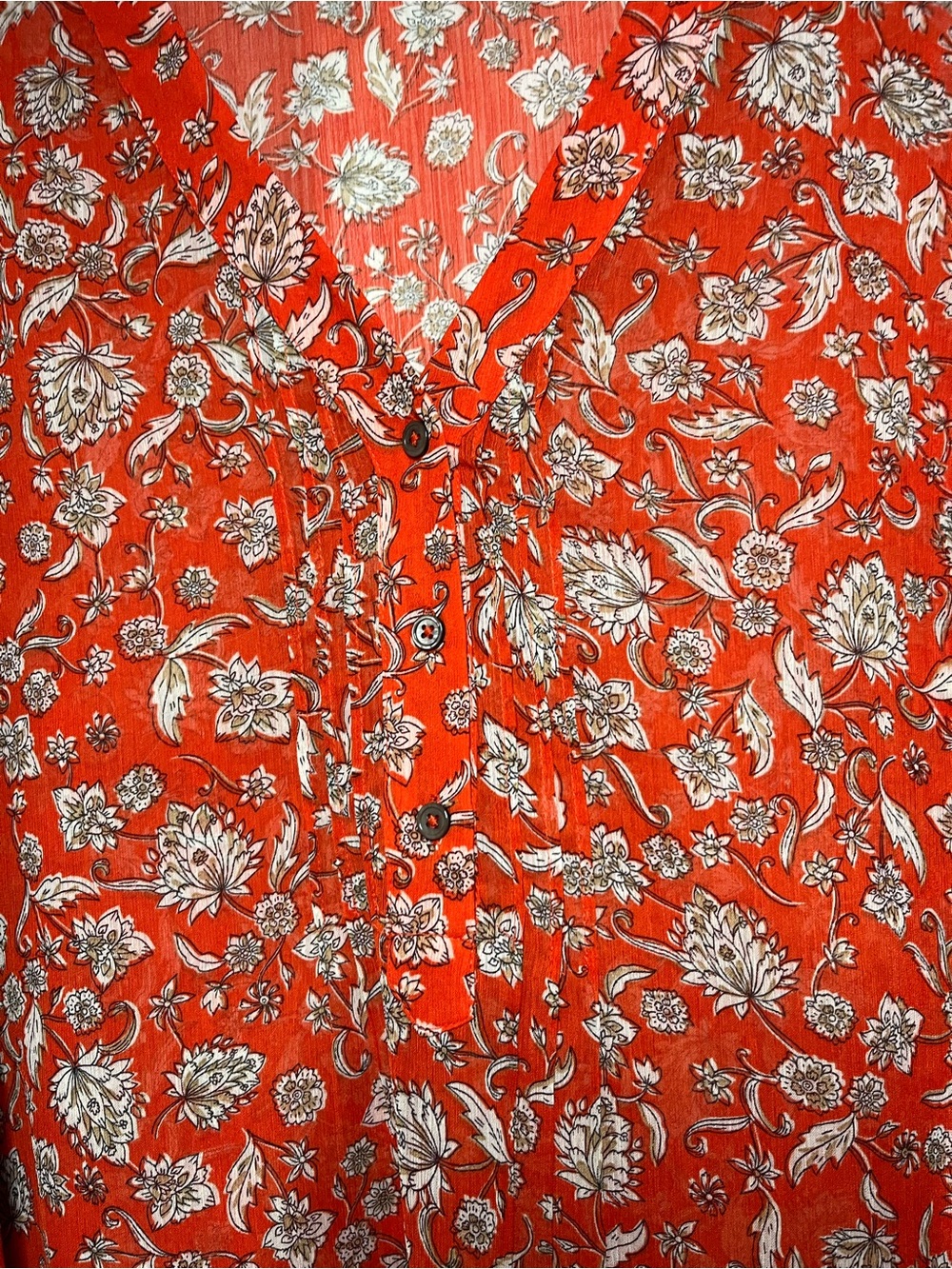 Vince Camuto Red Floral Ruffle Sleeve Blouse - Picture 4 of 9